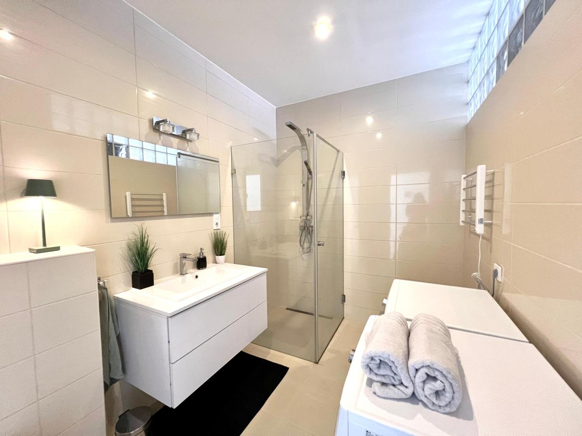 Lena Apartman Budapest City Center Екстер'єр фото